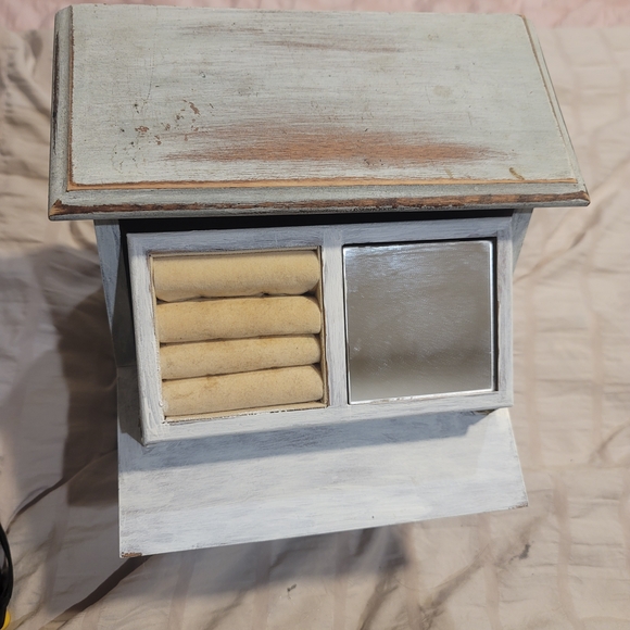 Rustic White Jewelry Box Set - Picture 5 of 12